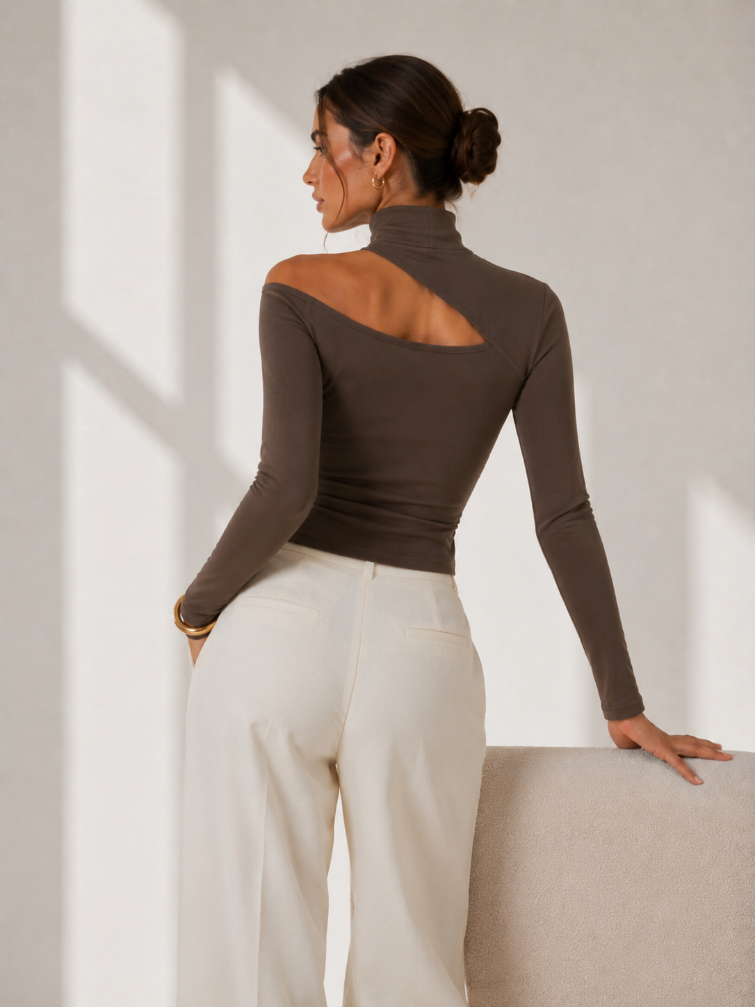 Aura Asymmetric